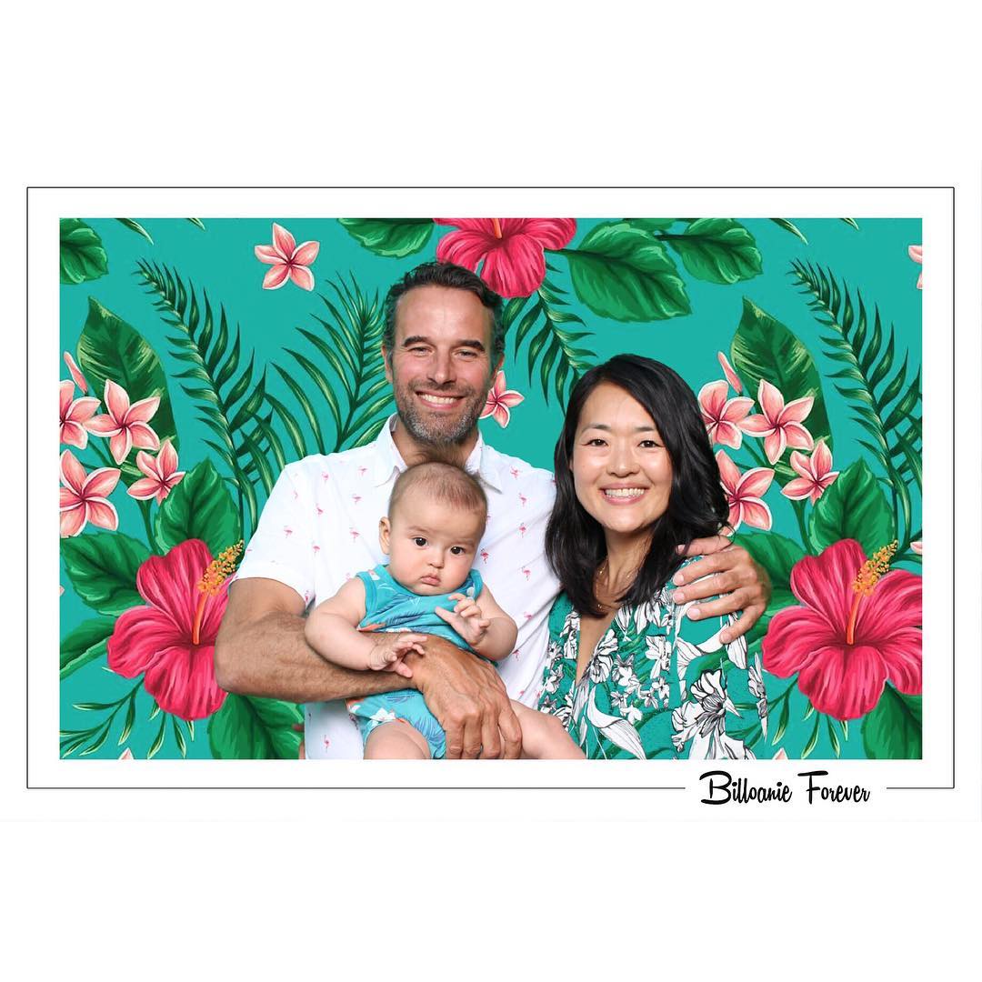 Modern photo booth technology and features