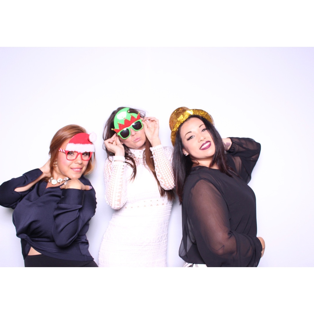 Modern photo booth technology and features